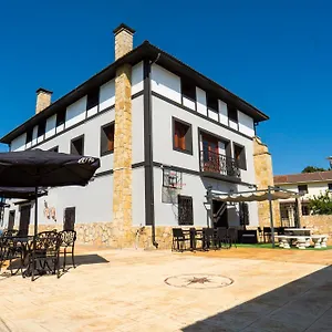 Paratene Ostatu Guest house Erandio