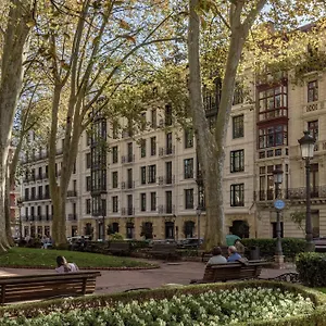 Batimont & Aparthotel Bilbao